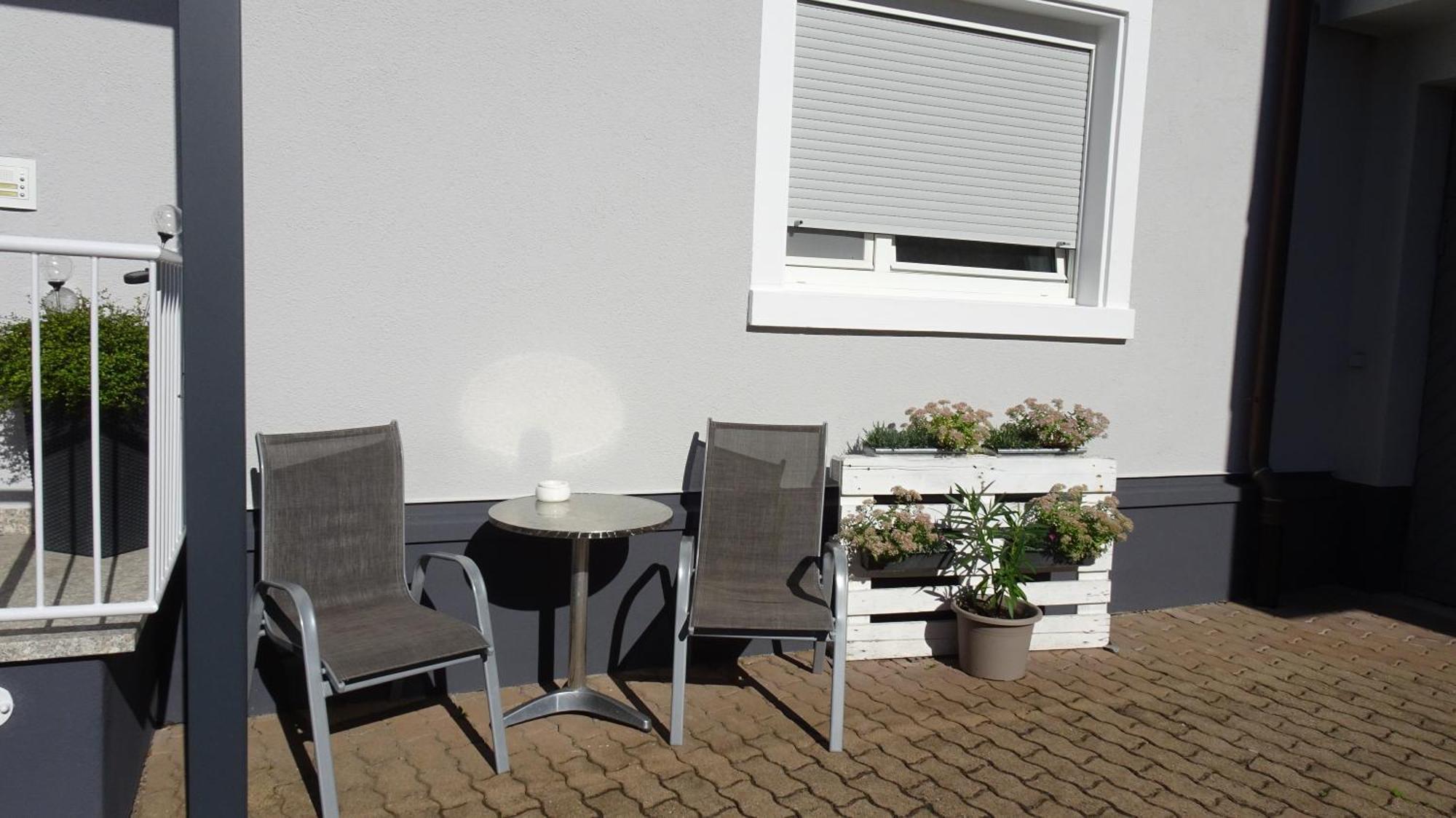 Ferienwohnung Schwarz-Weiss Rust Exterior foto